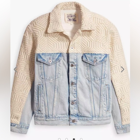 Vintage Levi’s Jean Jacket made in Italy - Picture 13 of 15